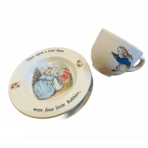 Vintage Wedgwood Petter Rabbit Teacup & Dish - Picture 4 of 4